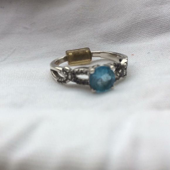 Ring - Picture 2 of 3